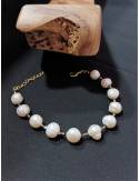 Hand bracelet with pearls